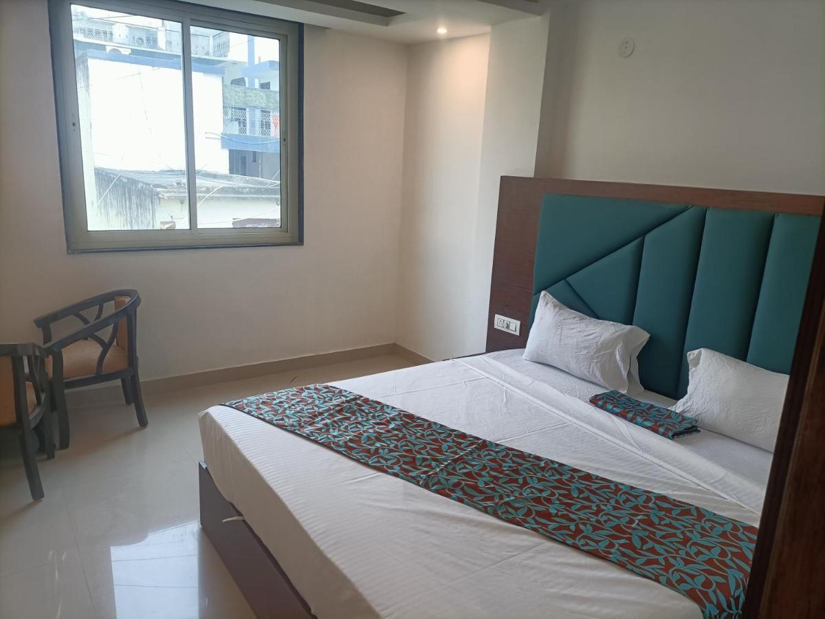 Family Hotel Tark Near Igi Airport Delhi Neu-Delhi Exterior foto